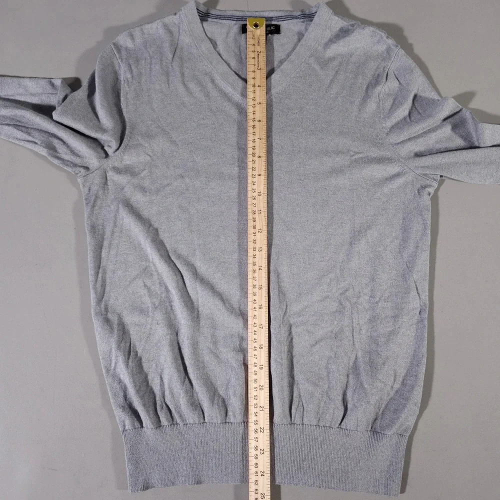 Banana Republic Sweater Mens M Gray Silk Cotton Cashmere Luxury Blend V-Neck